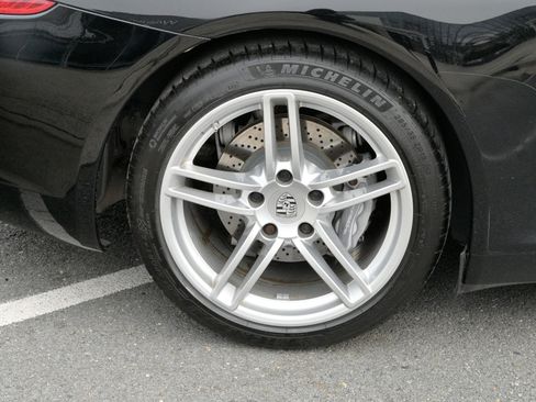 Used 2015 Porsche 911 Carrera image 11