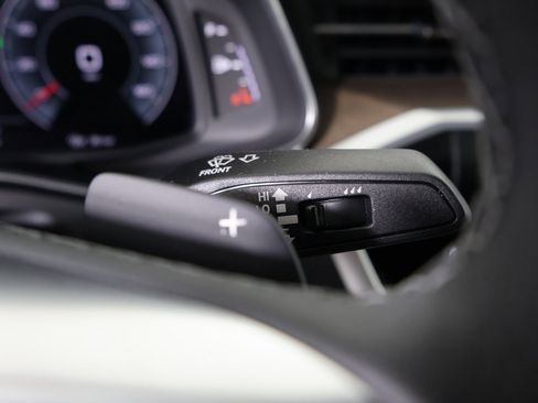 Used 2025 Audi A6 Premium Plus w/ Premium Plus Package image 31