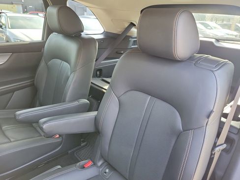 Used 2024 MAZDA CX-90 3.3 Turbo w/ Preferred Package image 18