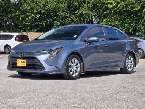 Used 2024 Toyota Corolla LE FWD image 7