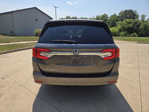 Used 2020 Honda Odyssey Elite image 8