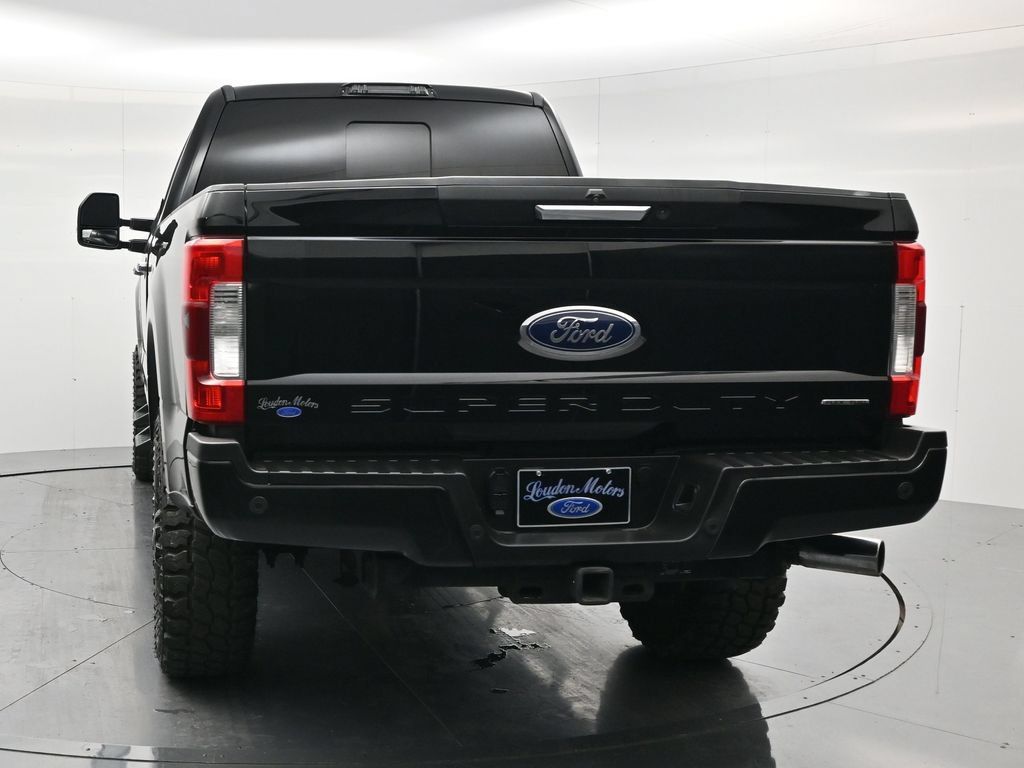 Used 2017 Ford F250 Lariat w/ Chrome Package AWD/4WD image 6