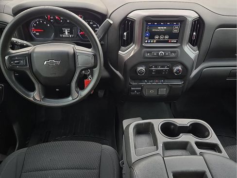 Used 2020 Chevrolet Silverado 1500 Custom Trail Boss w/ Custom Convenience Package AWD/4WD image 9