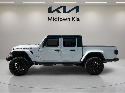 Used 2022 Jeep Gladiator Mojave w/ Cold Weather Group AWD/4WD image 6