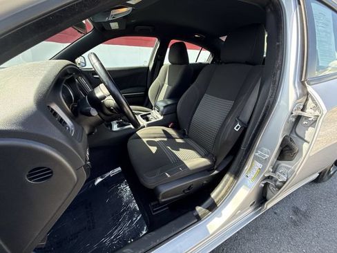Used 2023 Dodge Charger SXT RWD image 11