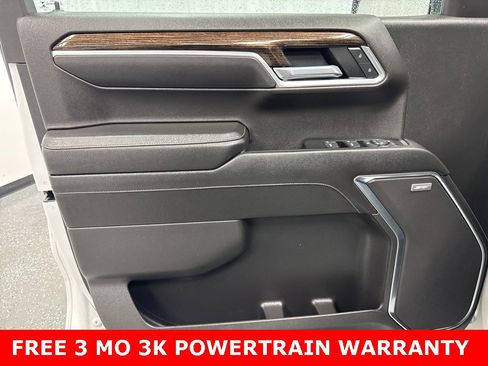 Used 2022 GMC Sierra 1500 Elevation w/ Preferred Package image 6