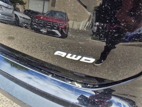 Used 2022 Ford Edge SEL AWD/4WD image 11