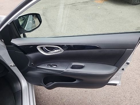 Used 2019 Nissan Sentra SV FWD image 25