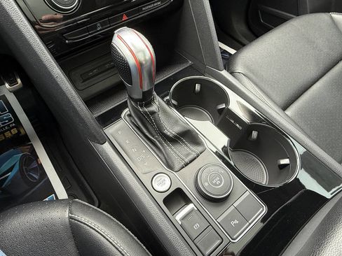 Used 2021 Volkswagen Atlas SEL R-Line image 24