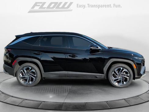 Used 2025 Hyundai Tucson Limited AWD/4WD image 8