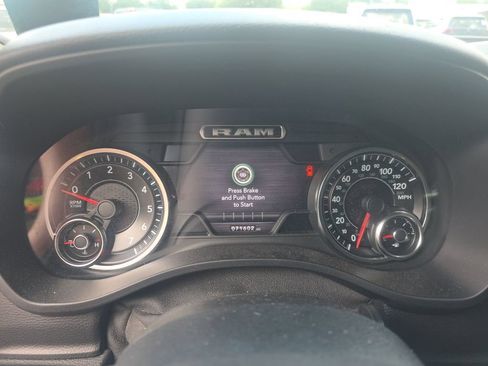 Used 2020 RAM 1500 Big Horn RWD image 12