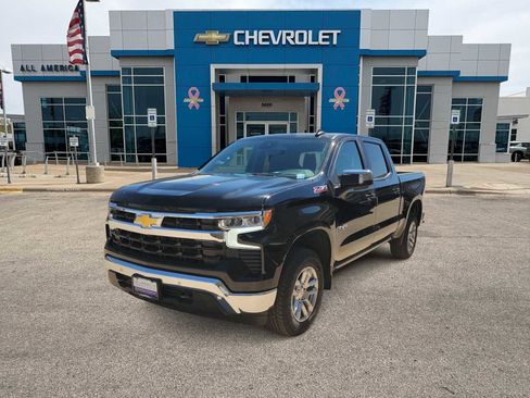 New 2026 Chevrolet Silverado 1500 LT w/ Z71 Off-Road Package AWD/4WD image 1