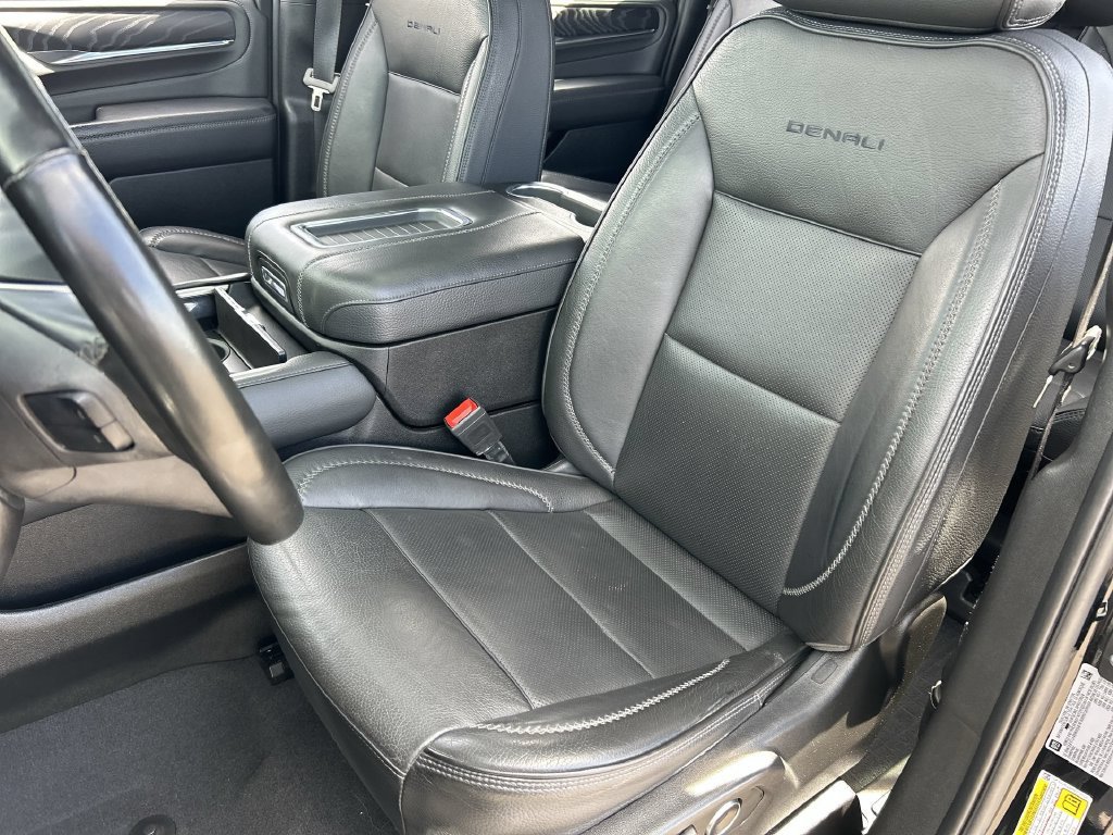Used 2023 GMC Yukon XL Denali w/ LPO, Floor Liner Package AWD/4WD image 20