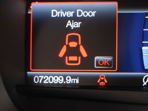 Used 2022 Ford Edge SEL AWD/4WD image 16