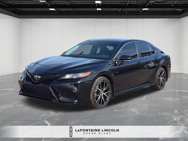 Used 2023 Toyota Camry SE w/ Protection Package (Q2) (TMS) FWD image 1