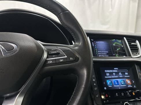 Used 2020 INFINITI QX50 Luxe w/ Navigation Package AWD/4WD image 18