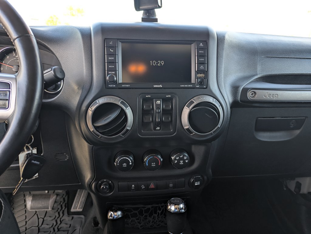 Used 2017 Jeep Wrangler Unlimited Sport AWD/4WD image 14