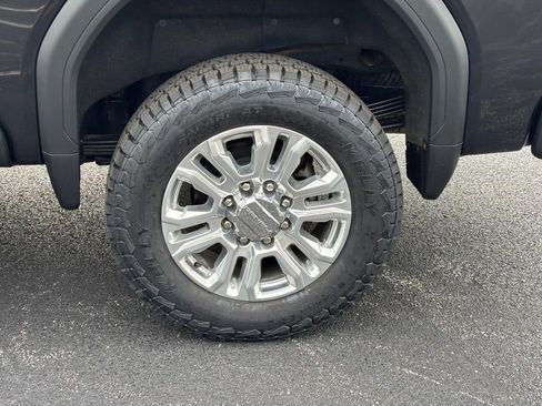 Used 2022 GMC Sierra 2500 Denali w/ Technology Package AWD/4WD image 9