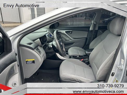 Used 2013 Hyundai Elantra GLS w/ Preferred Pkg image 12