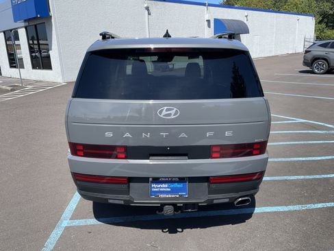 Certified 2025 Hyundai Santa Fe SEL w/ Tow & Go Package AWD/4WD image 4