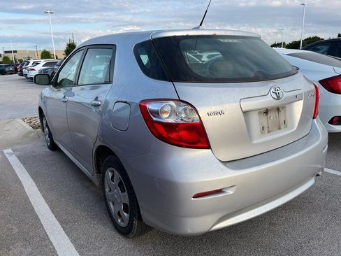 Used 2009 Toyota Matrix w/ PWR Pkg FWD image 4