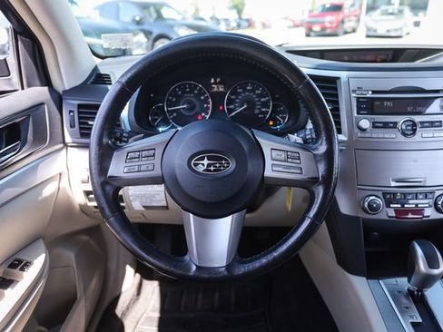 Used 2011 Subaru Outback 2.5i Premium w/ All-Weather Pkg AWD/4WD image 24