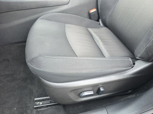 Used 2024 Nissan Altima 2.5 SV image 27