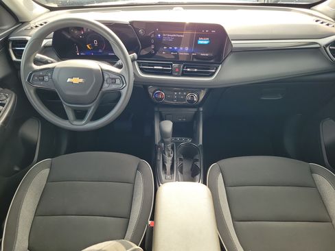 Used 2026 Chevrolet TrailBlazer LT FWD image 12