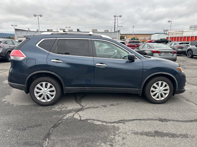 Used 2016 Nissan Rogue S w/ Appearance Package AWD/4WD image 9