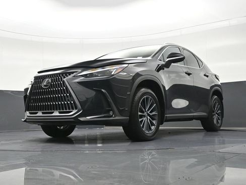 Used 2025 Lexus NX 250 FWD w/ Accessory Package (K3) image 24