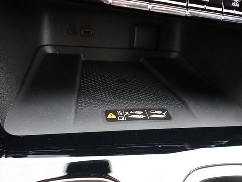 New 2026 Chevrolet Traverse LT w/ Midnight/Sport Edition image 16