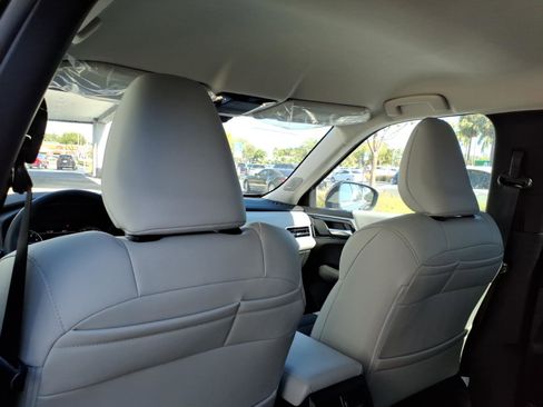 New 2026 Mitsubishi Outlander SE FWD image 16
