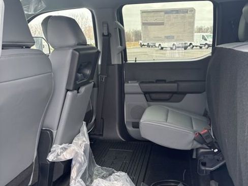 New 2026 Ford F350 XL w/ XL Chrome Package AWD/4WD image 23