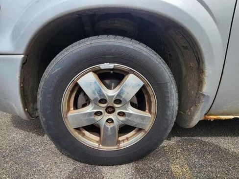 Used 2004 Dodge Grand Caravan SXT w/ Trailer Tow Prep Group FWD image 11