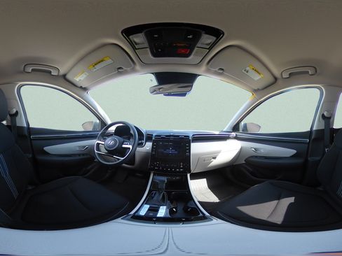 Certified 2024 Hyundai Tucson SEL FWD image 28