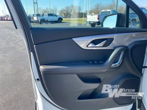 Used 2023 Chevrolet Blazer LT w/ Convenience Package image 12