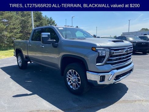 New 2026 Chevrolet Silverado 2500 LTZ w/ LTZ Premium Package AWD/4WD image 9