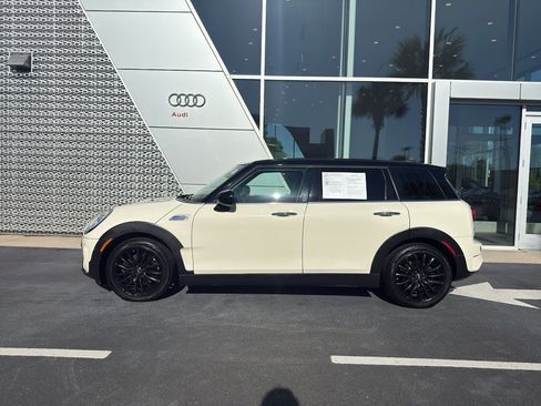 Used 2017 MINI Cooper Clubman S FWD image 3