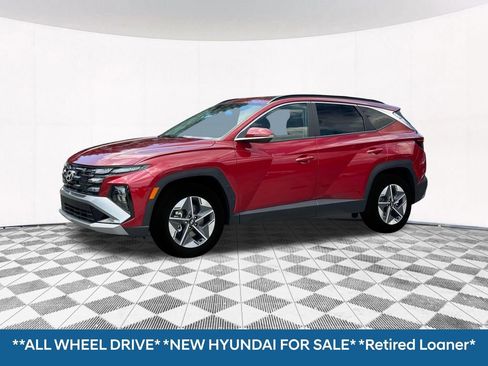 New 2025 Hyundai Tucson SEL image 2