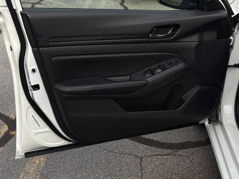 Used 2026 Nissan Altima 2.5 SV FWD image 18