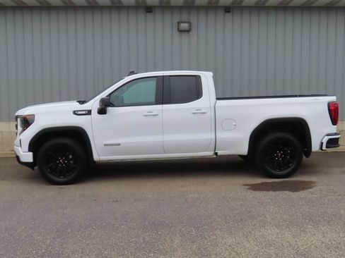 Used 2025 GMC Sierra 1500 Elevation AWD/4WD image 8