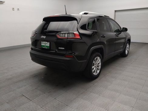 Used 2021 Jeep Cherokee Latitude FWD image 9