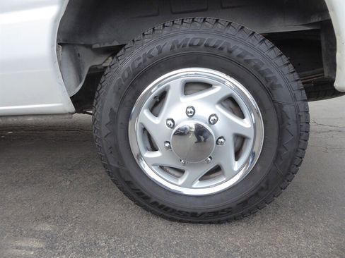 Used 2012 Ford E-350 and Econoline 350 XL image 19