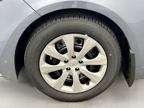 New 2026 Toyota Corolla LE FWD image 9