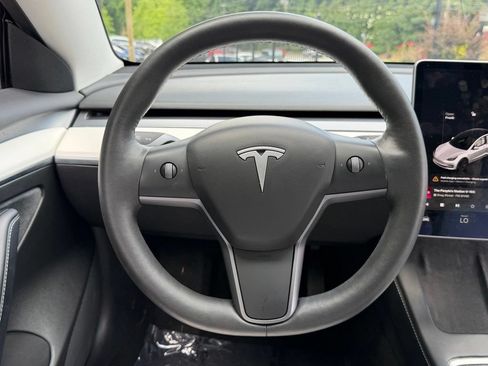 Used 2021 Tesla Model 3 Standard Range Plus RWD image 42