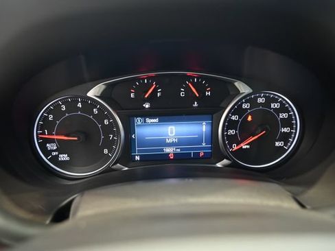 Used 2024 GMC Terrain SLE w/ Driver Convenience Package FWD image 26