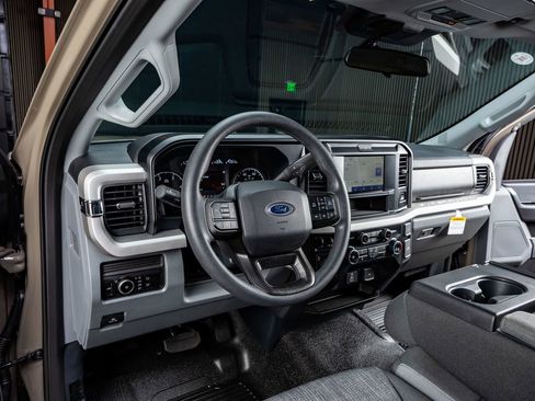 Used 2026 Ford F350 XLT image 17