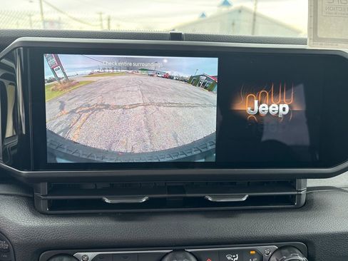 New 2026 Jeep Wrangler Sport AWD/4WD image 19