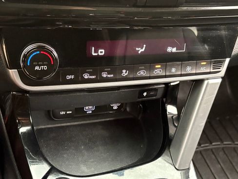 Used 2021 Kia Seltos EX image 23