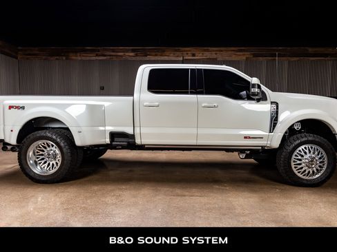 Used 2023 Ford F450 Lariat w/ Lariat Ultimate Package image 10